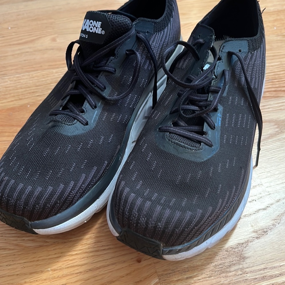 Hoka Clifton 5